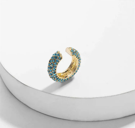 Auskaras ,,Baby blue ear cuff’’